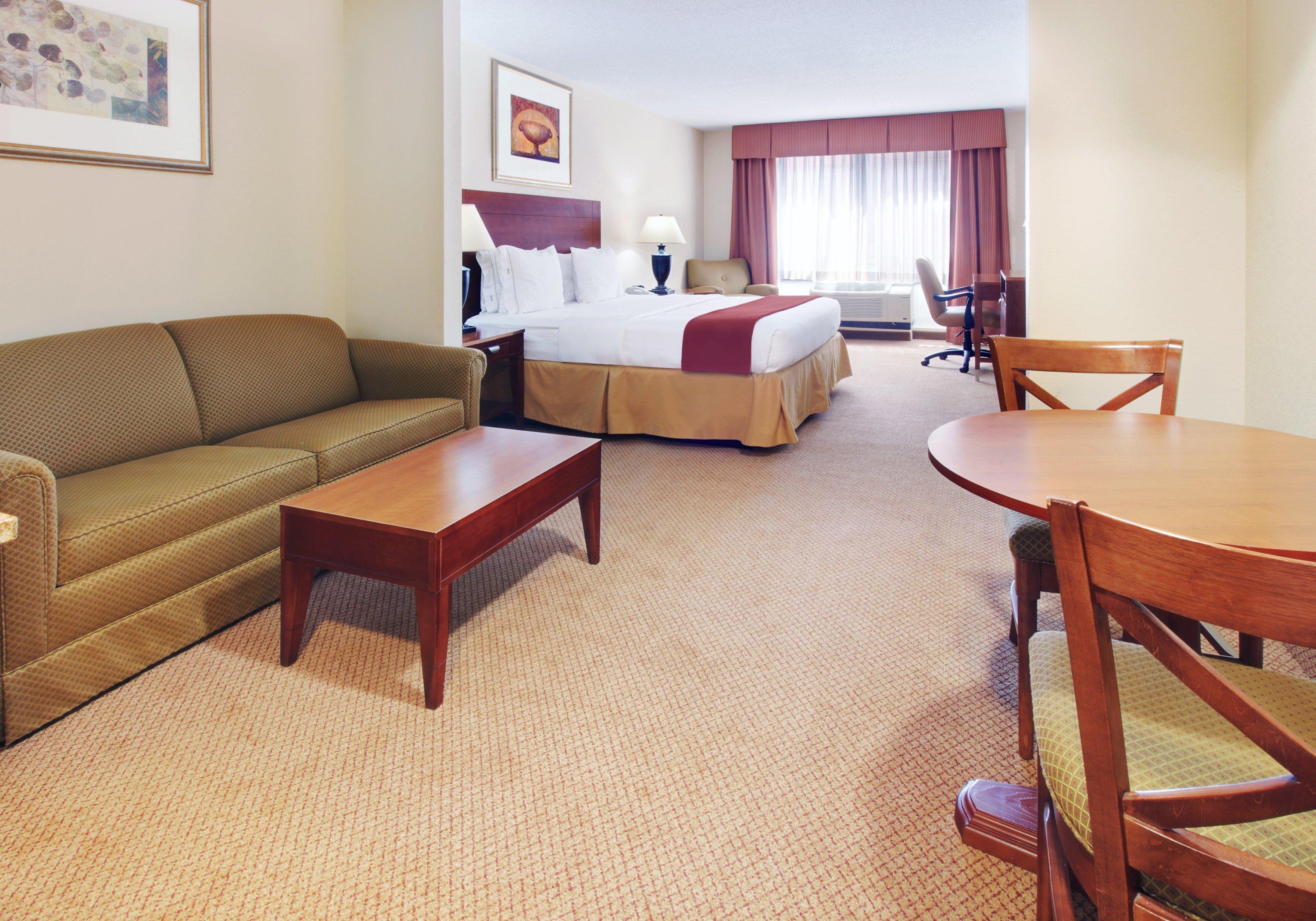 Holiday Inn Express Hotel & Suites Canton By Ihg Exterior photo