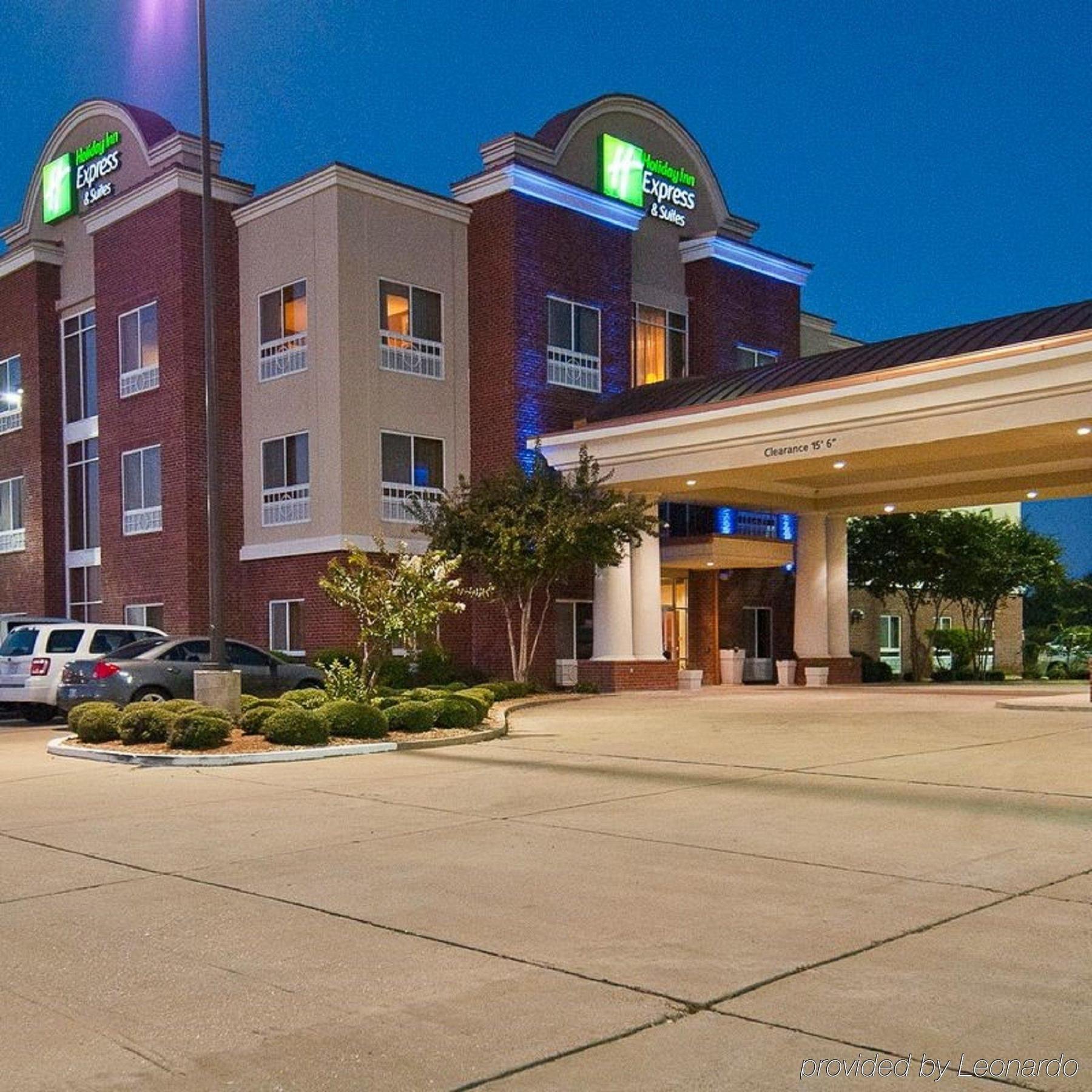 Holiday Inn Express Hotel & Suites Canton By Ihg Exterior photo