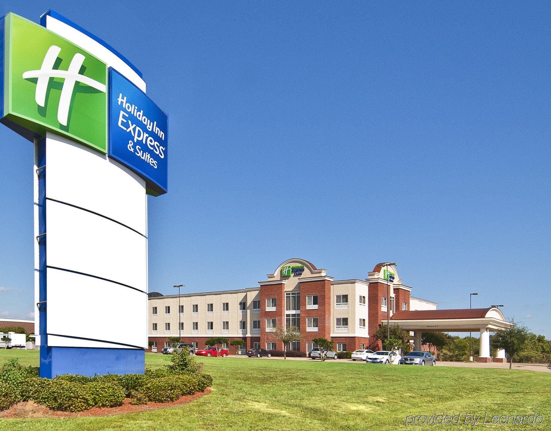 Holiday Inn Express Hotel & Suites Canton By Ihg Exterior photo
