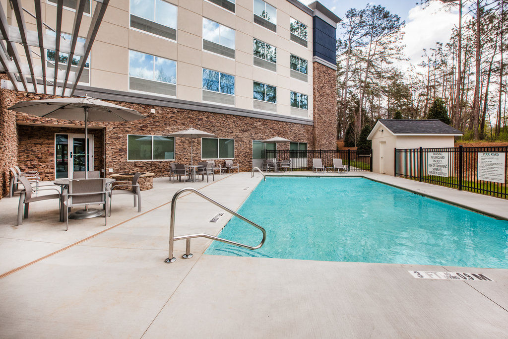 Holiday Inn Express Hotel & Suites Canton By Ihg Exterior photo
