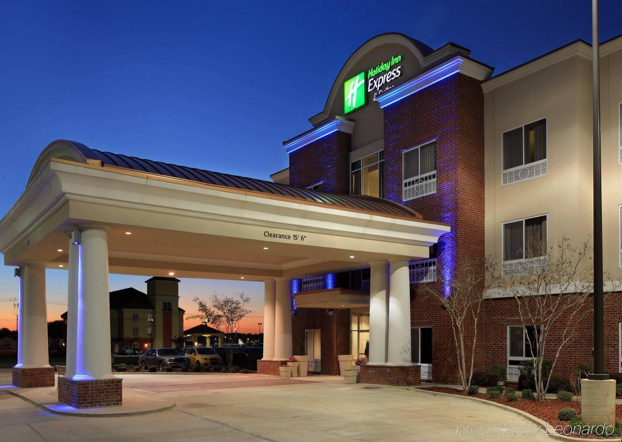 Holiday Inn Express Hotel & Suites Canton By Ihg Exterior photo